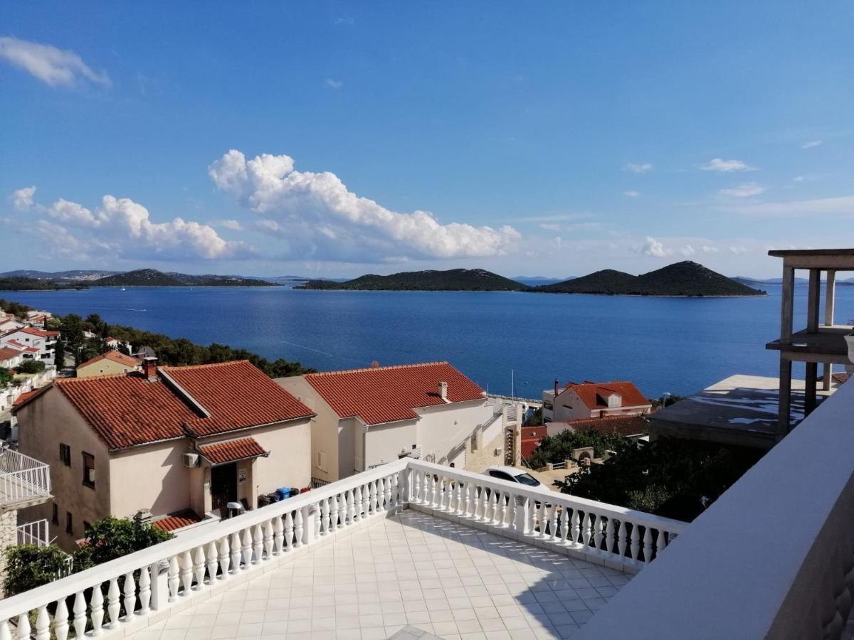 Apartmani Mestrovic Драге Екстериор снимка