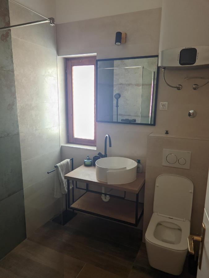 Apartmani Mestrovic Драге Екстериор снимка