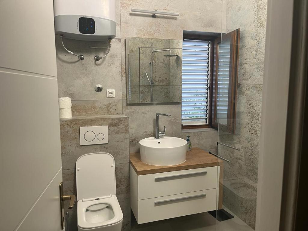 Apartmani Mestrovic Драге Екстериор снимка