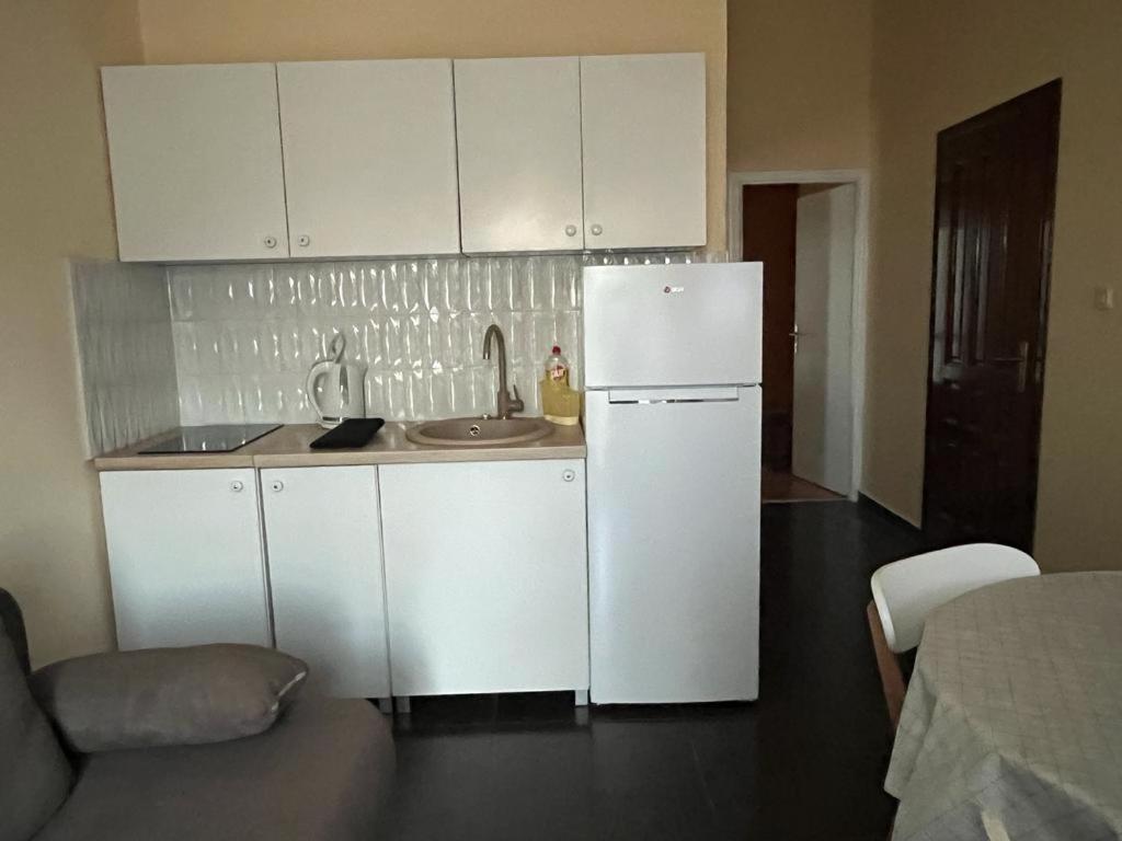 Apartmani Mestrovic Драге Екстериор снимка